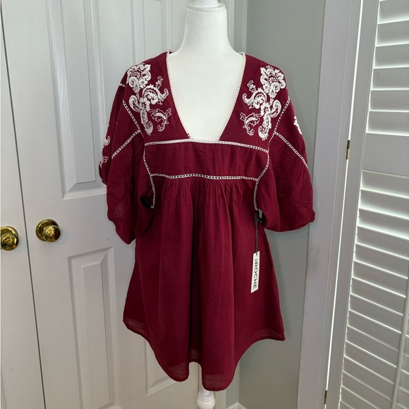 St. Roche Lake Mini Dress in Berry with Ivory Details - Picture 1 of 14